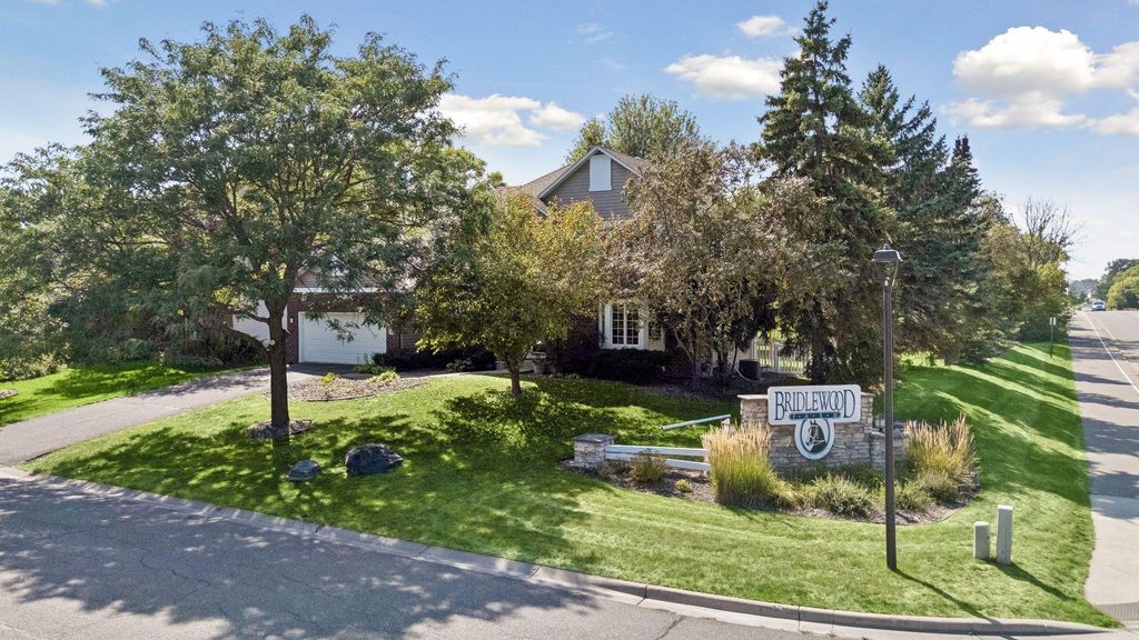 3925 Urbandale Lane N, Plymouth, MN 55446 — photo 3