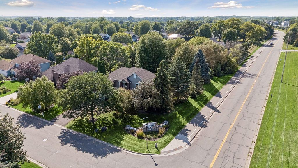 3925 Urbandale Lane N, Plymouth, MN 55446 — photo 4