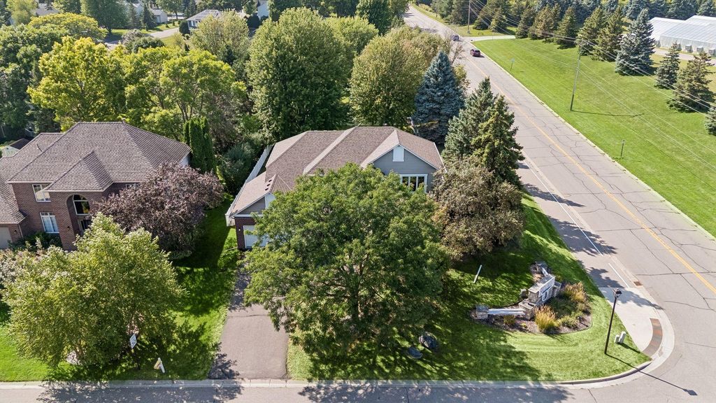3925 Urbandale Lane N, Plymouth, MN 55446 — photo 5