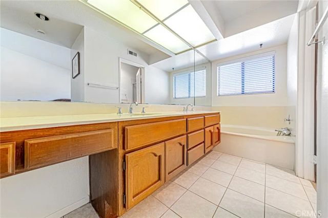 1253 Porto Grande 2, Diamond Bar, CA 91765