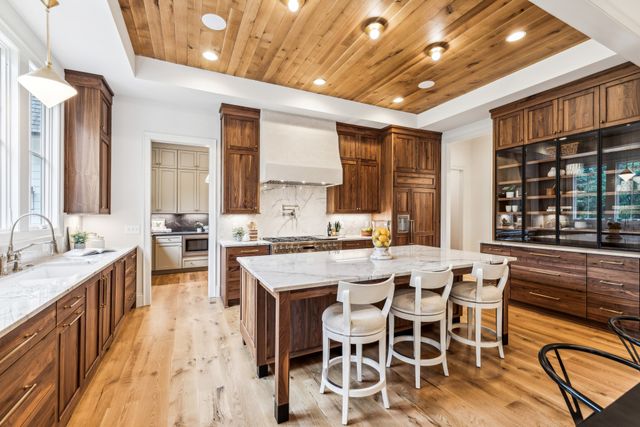 8121 Boiling Springs Pl, Brentwood, TN 37027