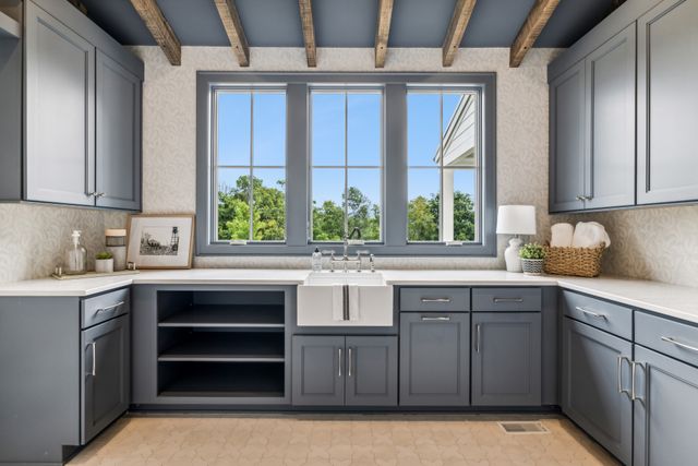 8121 Boiling Springs Pl, Brentwood, TN 37027