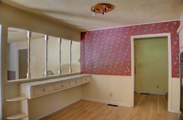 5039 S 26th West Avenue, Tulsa, OK 74107
