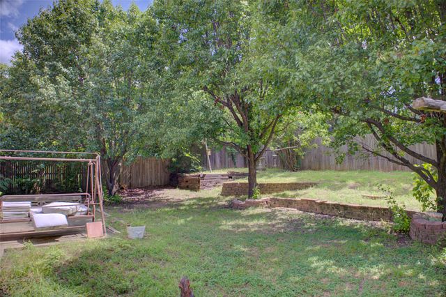 5039 S 26th West Avenue, Tulsa, OK 74107