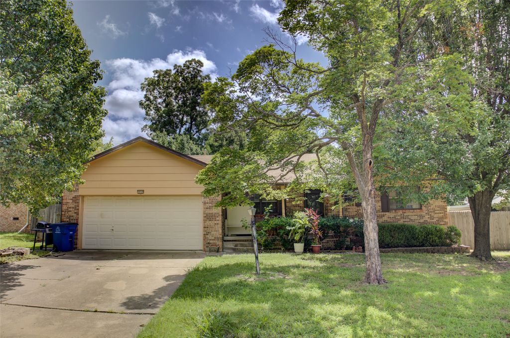 5039 S 26th West Avenue, Tulsa, OK 74107