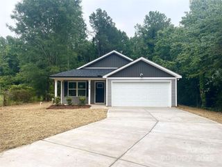 924 Forest Drive, Marshville, NC 28103