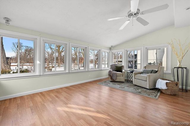 25651 S River Road, Harrison Twp, MI 48045