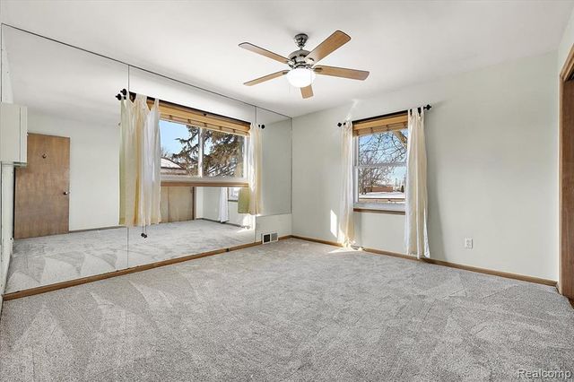 25651 S River Road, Harrison Twp, MI 48045