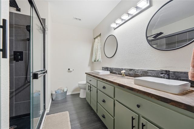 2169 Timberleaf Circ, Ingleside, TX 78362