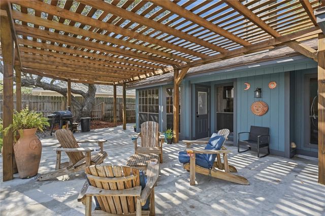 2169 Timberleaf Circ, Ingleside, TX 78362