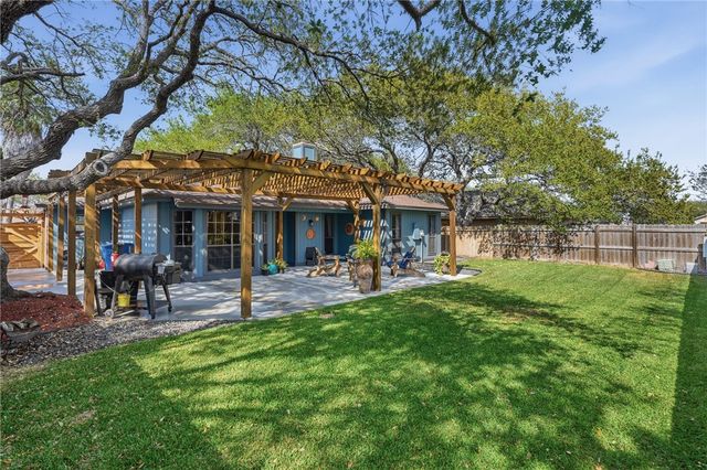 2169 Timberleaf Circ, Ingleside, TX 78362