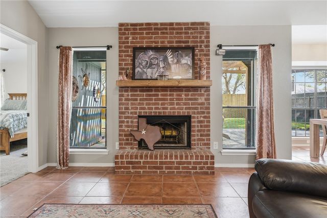 2169 Timberleaf Circ, Ingleside, TX 78362