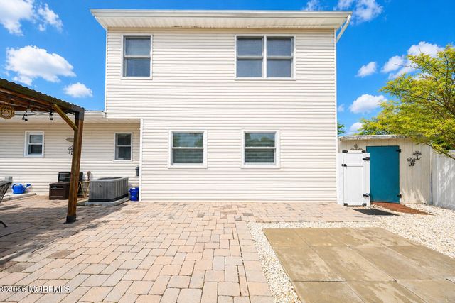 1219 Brandywine Drive, Toms River, NJ 08753