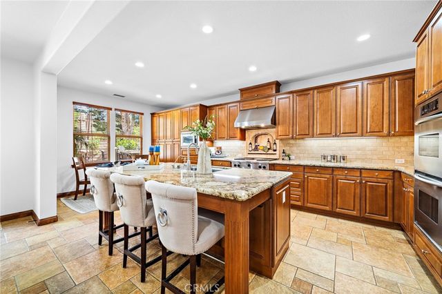 28 Drackert Lane, Ladera Ranch, CA 92694