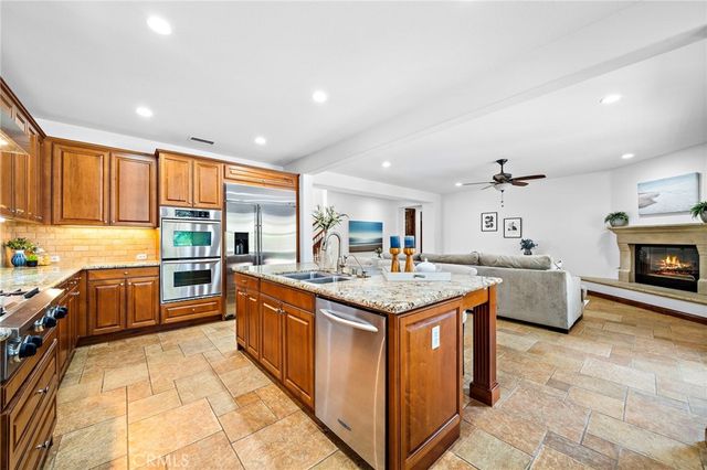 28 Drackert Lane, Ladera Ranch, CA 92694
