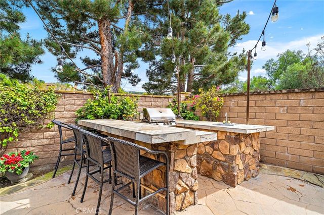 28 Drackert Lane, Ladera Ranch, CA 92694