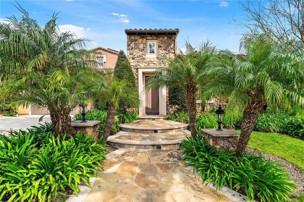 28 Drackert Lane, Ladera Ranch, CA 92694
