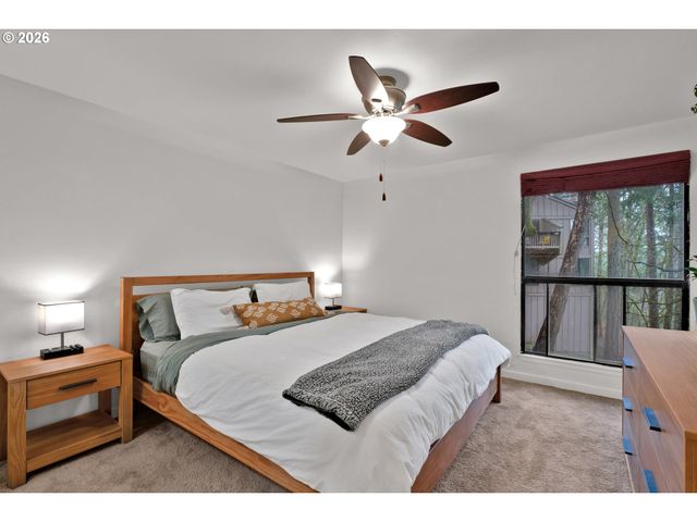 126 TREEHILL Loop, Eugene, OR 97405