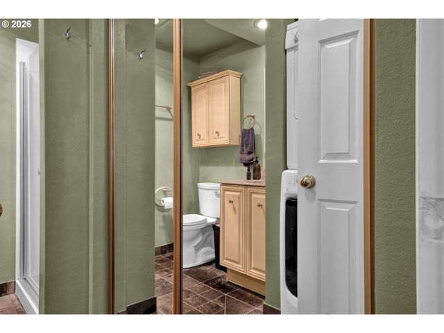 126 TREEHILL Loop, Eugene, OR 97405