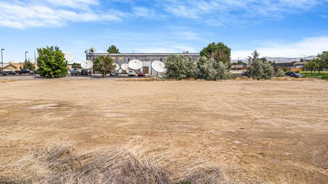 625 Hollingsworth Street, Grand Junction, CO 81505