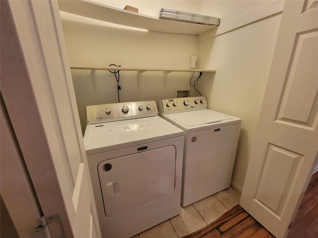 2011 Meadowridge DR A, Austin, TX 78704