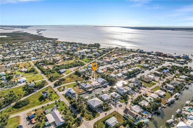 2355 Banana ST, St. James City, FL 33956