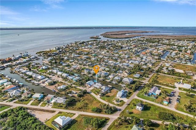 2355 Banana ST, St. James City, FL 33956