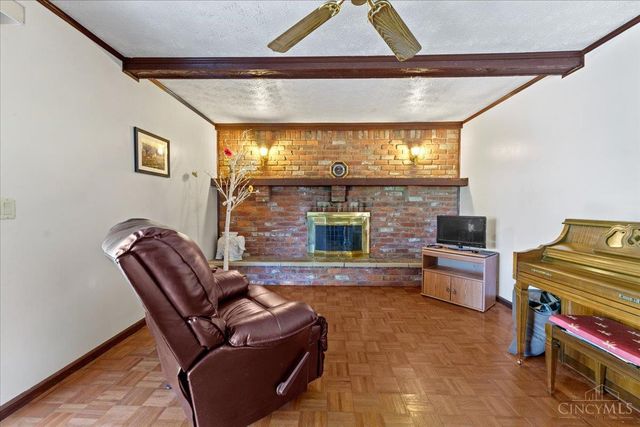 6381 Branch Hill Miamiville Road, Miami Twp, OH 45140