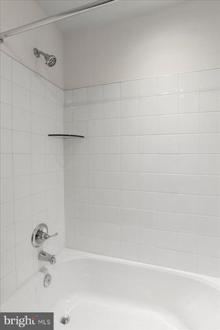 100 STAFFORD PL, Falling Waters, WV 25419