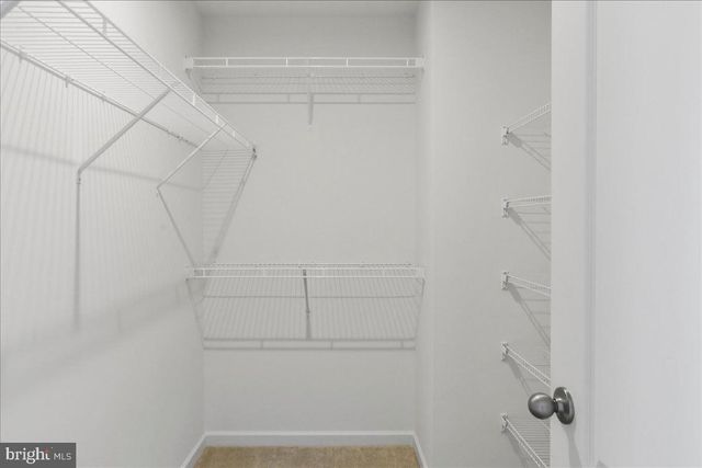 100 STAFFORD PL, Falling Waters, WV 25419