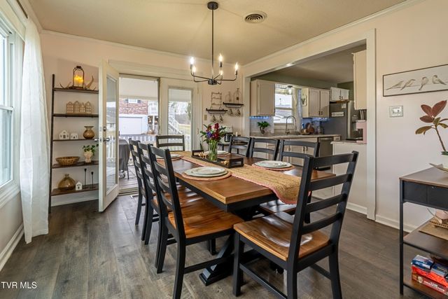 23270 Pioneer Drive, Bristol, VA 24202