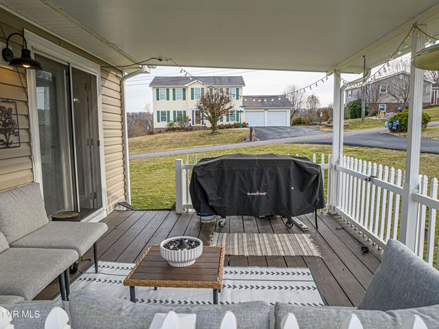 23270 Pioneer Drive, Bristol, VA 24202