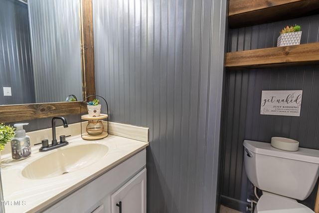 23270 Pioneer Drive, Bristol, VA 24202