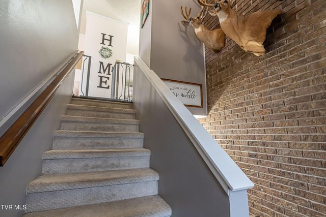 23270 Pioneer Drive, Bristol, VA 24202