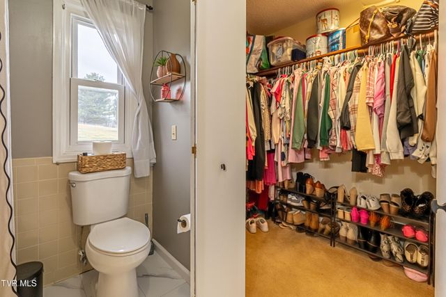 23270 Pioneer Drive, Bristol, VA 24202