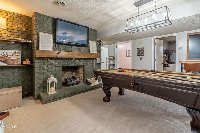 23270 Pioneer Drive, Bristol, VA 24202