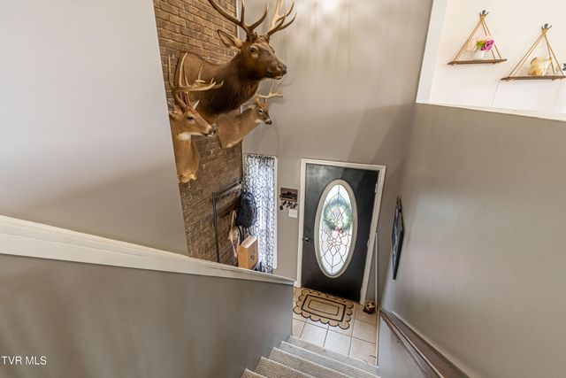 23270 Pioneer Drive, Bristol, VA 24202