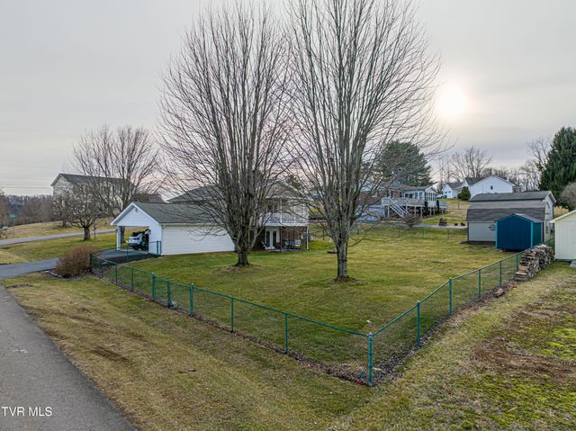 23270 Pioneer Drive, Bristol, VA 24202