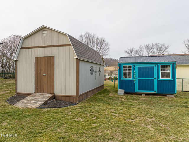 23270 Pioneer Drive, Bristol, VA 24202