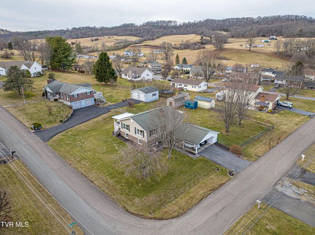 23270 Pioneer Drive, Bristol, VA 24202