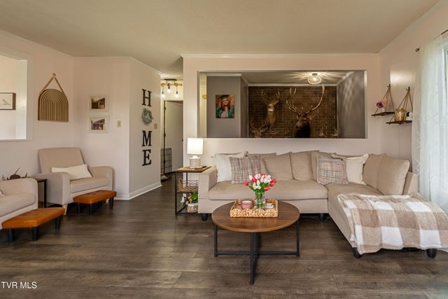 23270 Pioneer Drive, Bristol, VA 24202