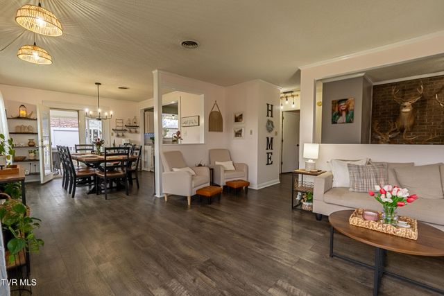 23270 Pioneer Drive, Bristol, VA 24202