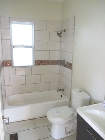3025 E 80th Place, Chicago, IL 60617