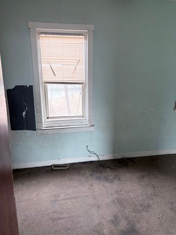 3025 E 80th Place, Chicago, IL 60617