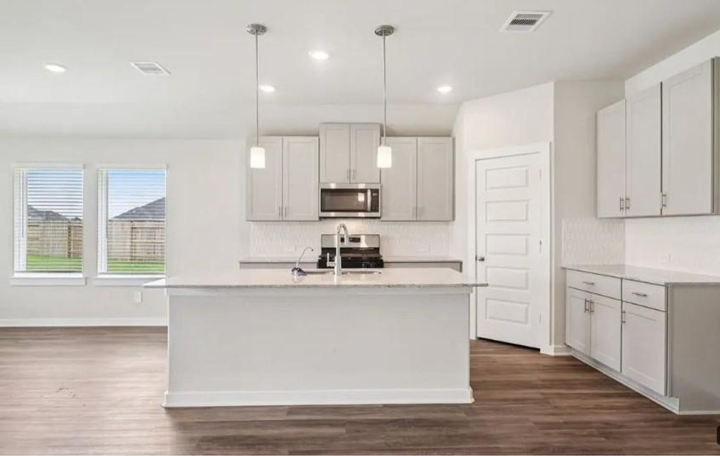 1235 Corsica Cliffs Drive, Conroe, TX 77336