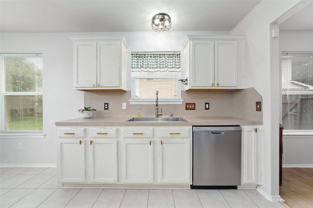 6742 Haven Forest Lane, Richmond, TX 77469