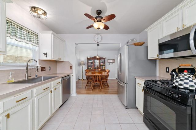 6742 Haven Forest Lane, Richmond, TX 77469