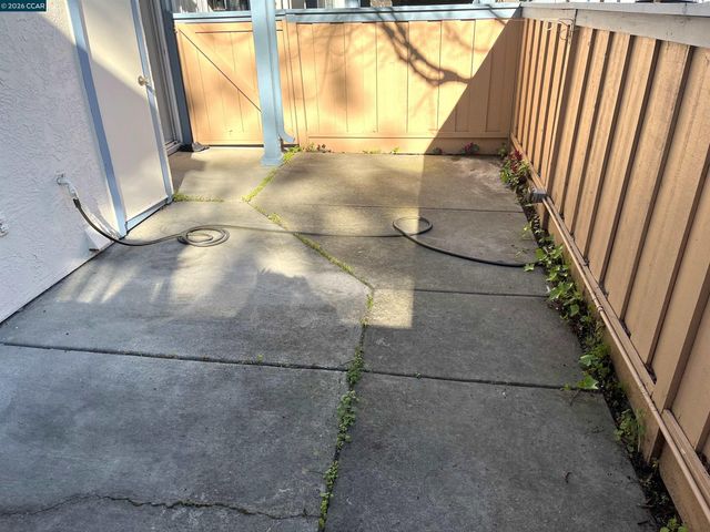 216 Glenwood, Hercules, CA 94547