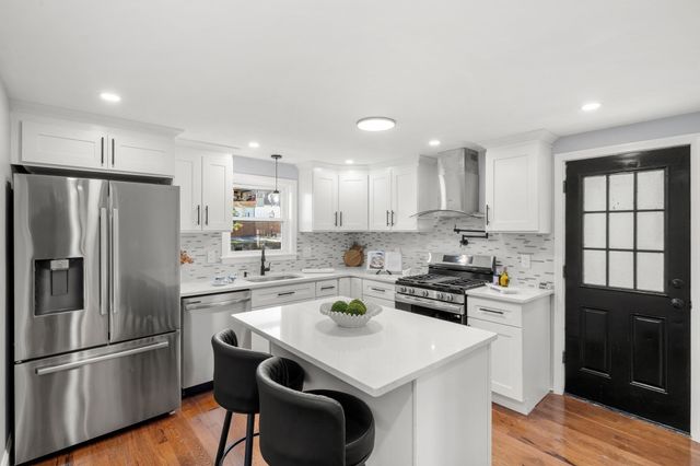 18 Derne, Everett, MA 02149