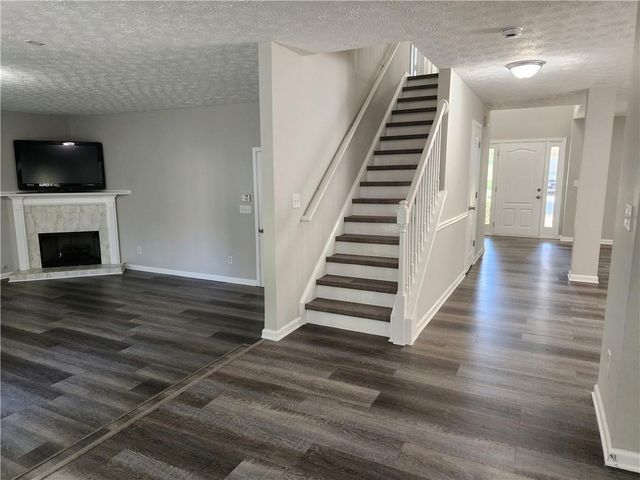 2382 Temple View Drive, Snellville, GA 30078